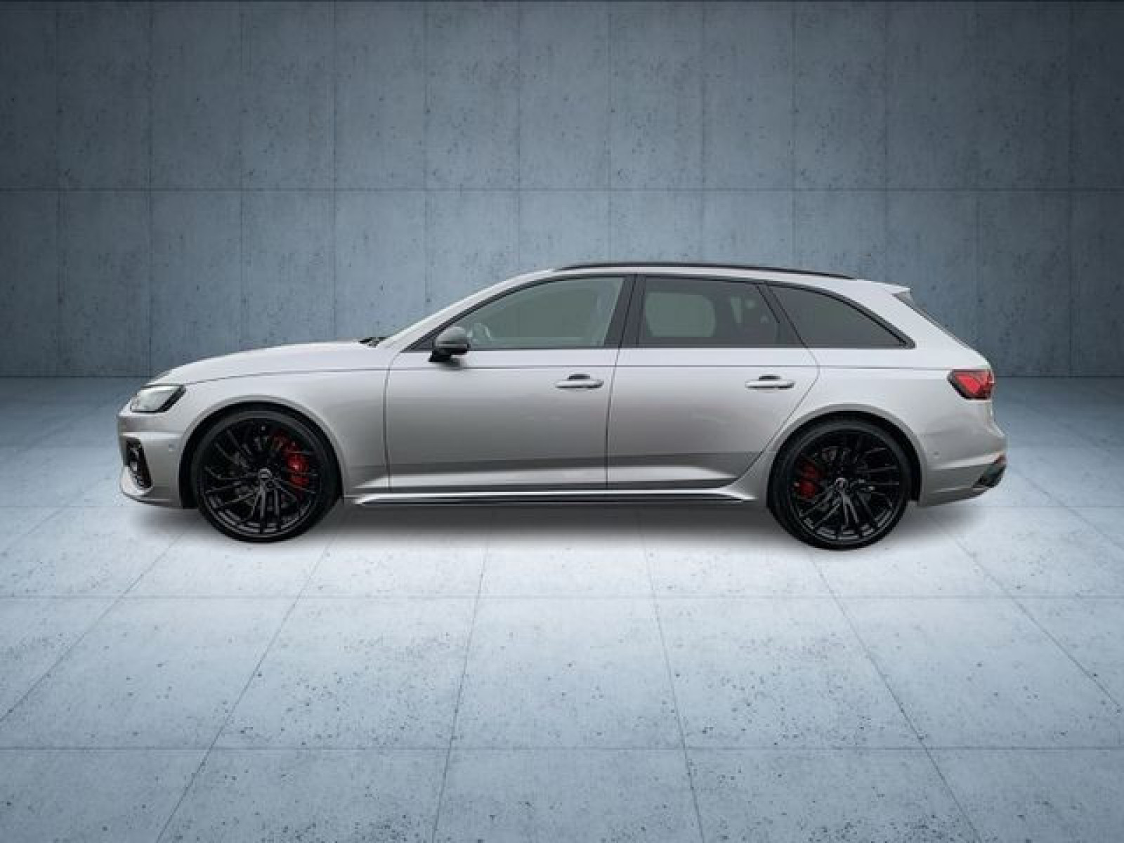 Audi - RS 4 Avant_5