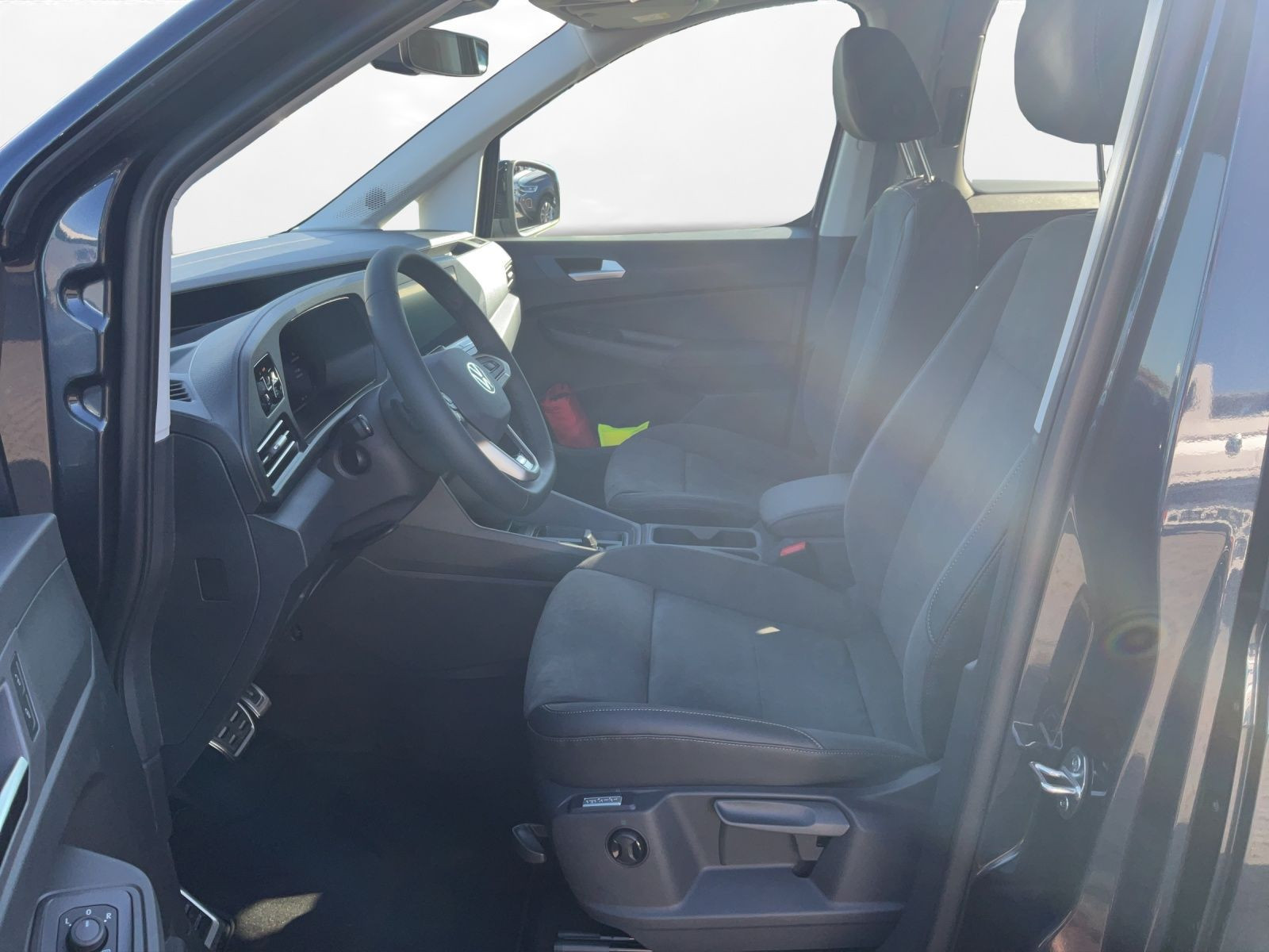 Volkswagen - Caddy Maxi_2