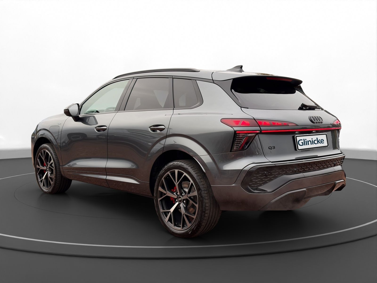 Audi - Q3_10 Audi - Q3_10