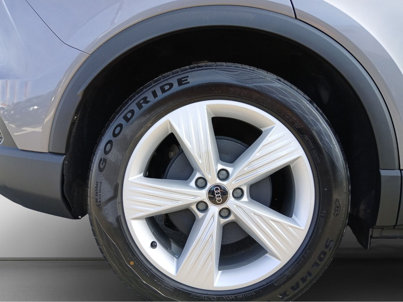 Audi - Q4 Sportback e-tron_17