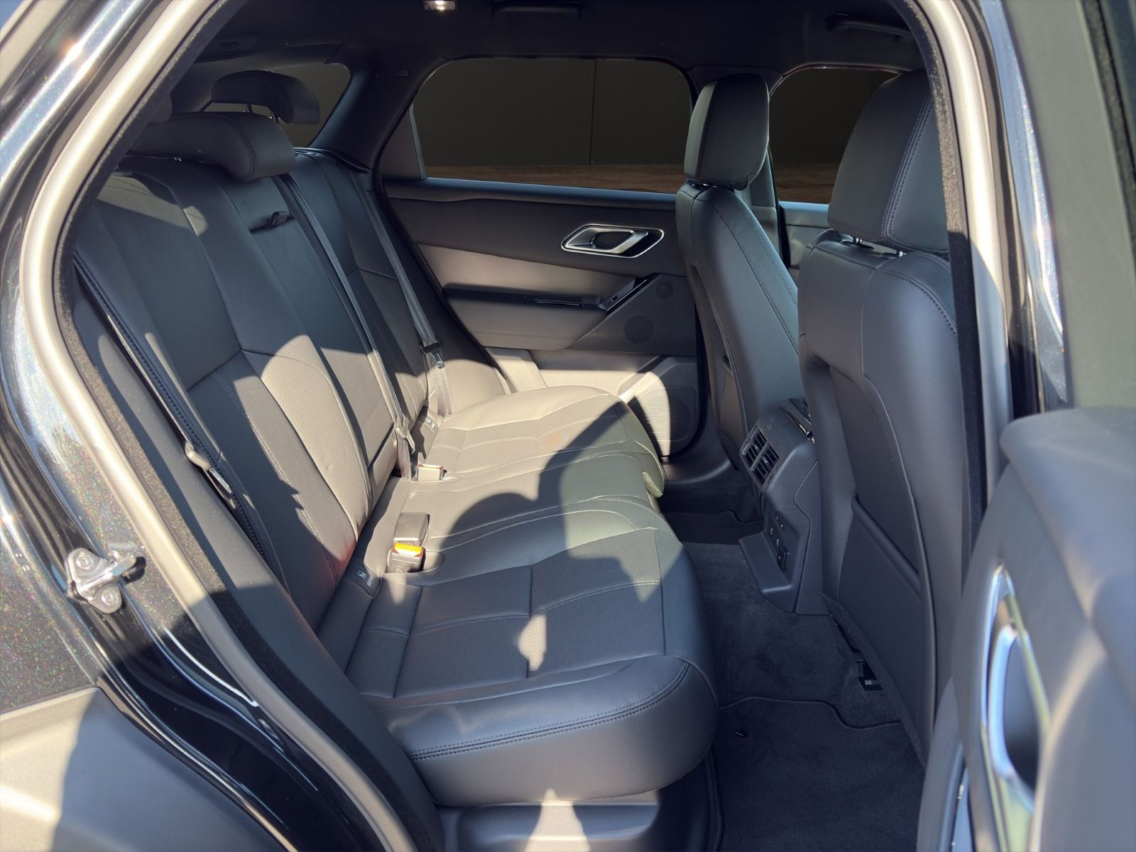 Land Rover - Range Rover Velar_8