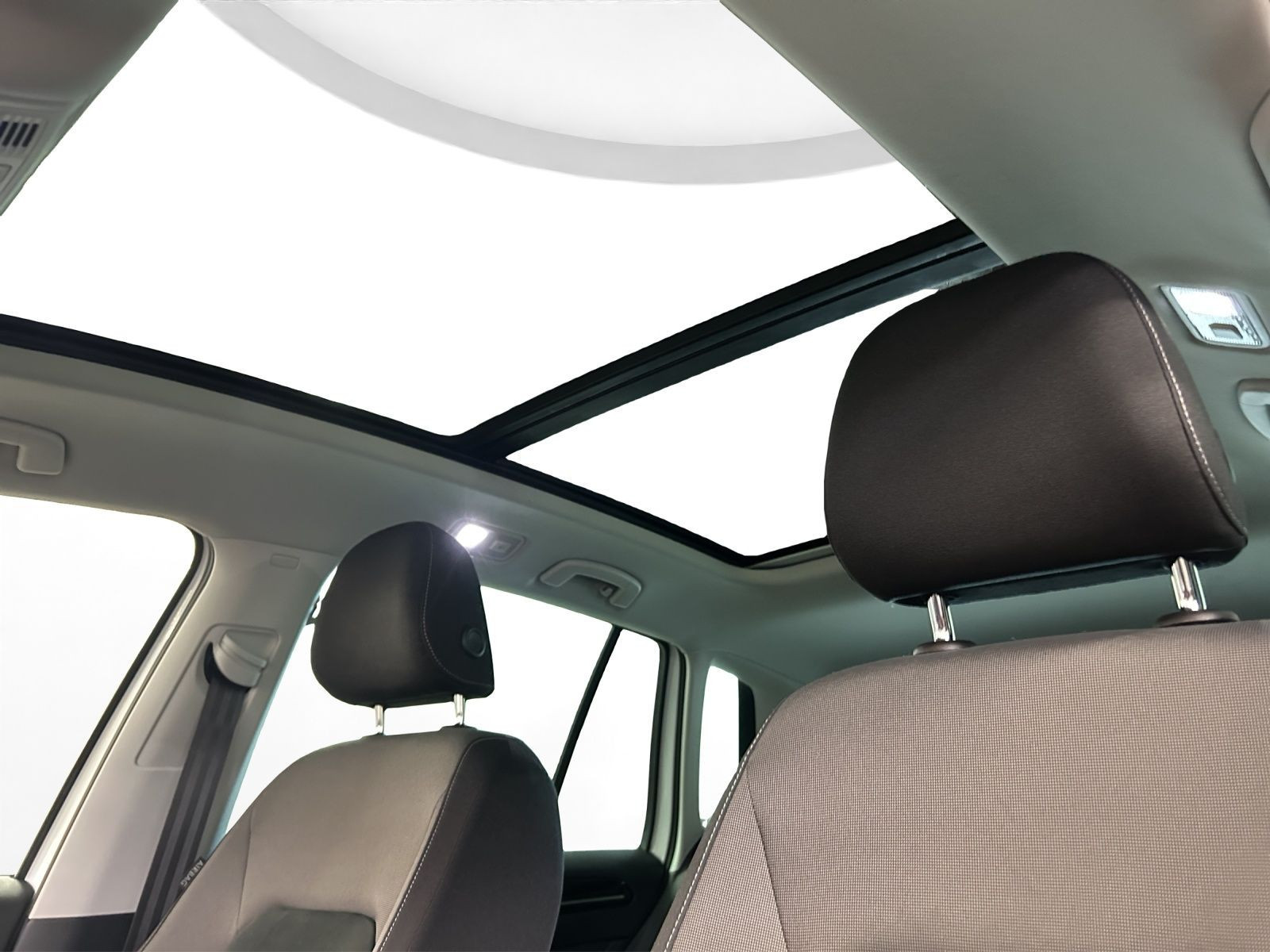 Volkswagen - Golf Sportsvan_11