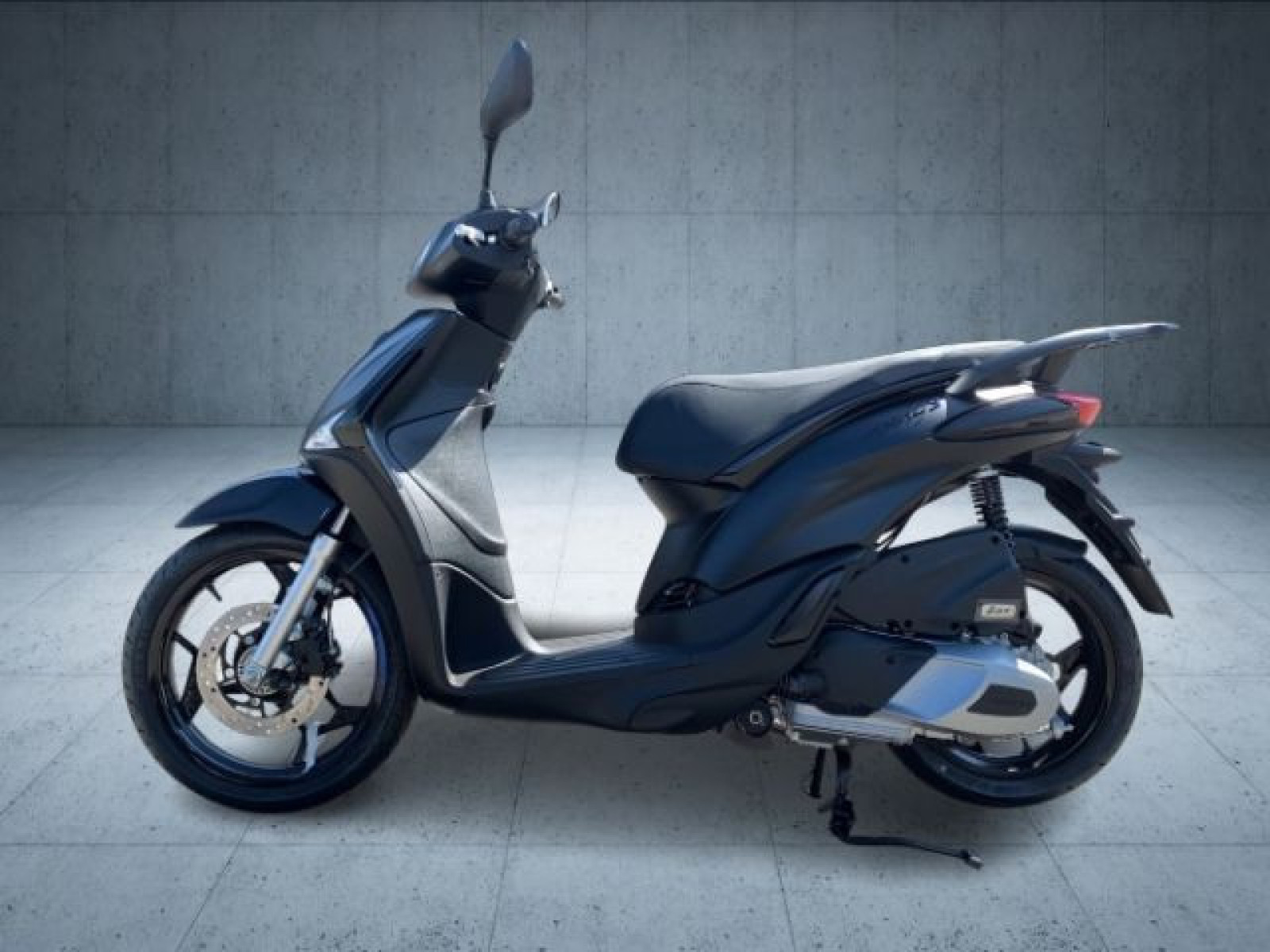 Piaggio - _2