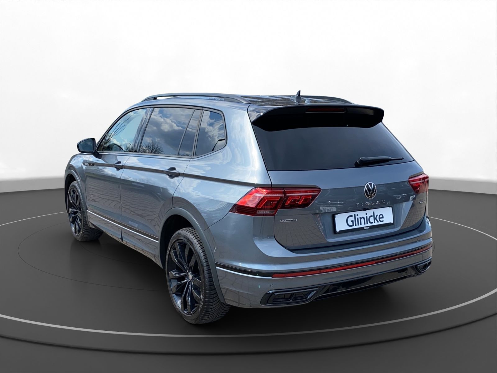 Volkswagen - Tiguan Allspace_6