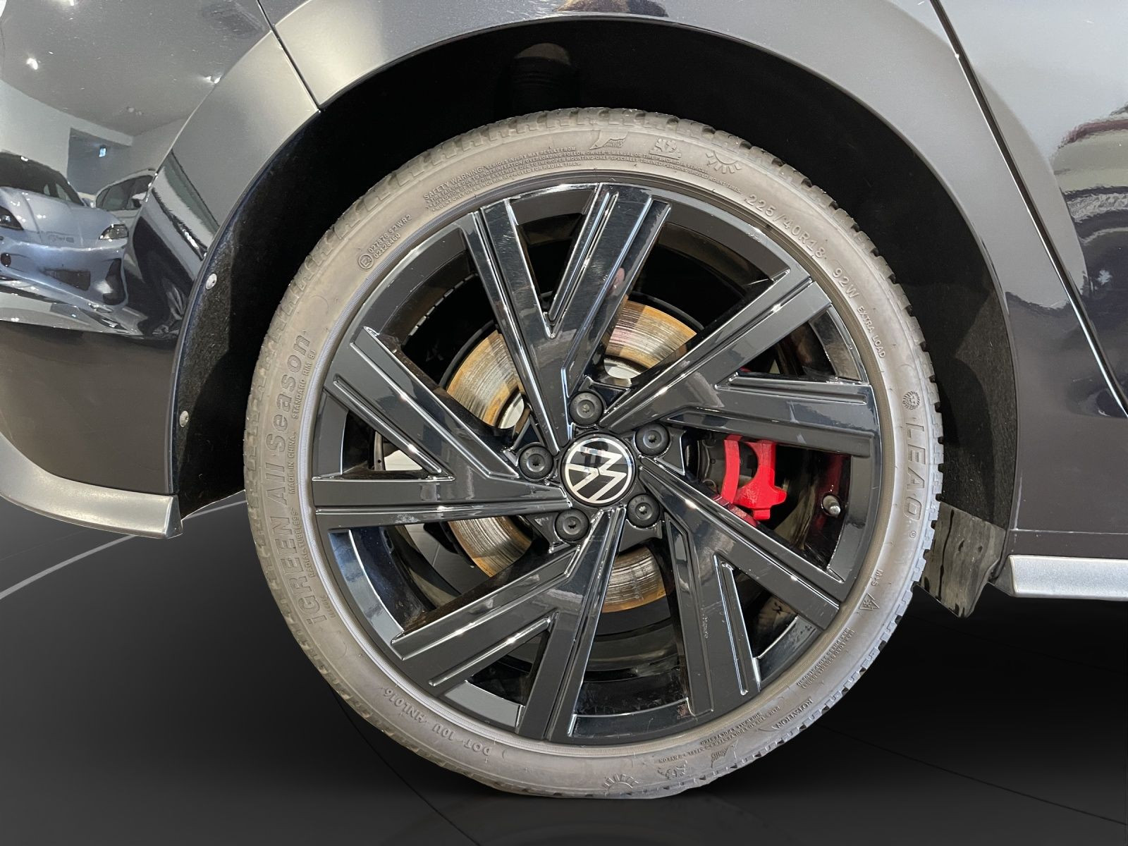 Volkswagen - Golf GTI_16