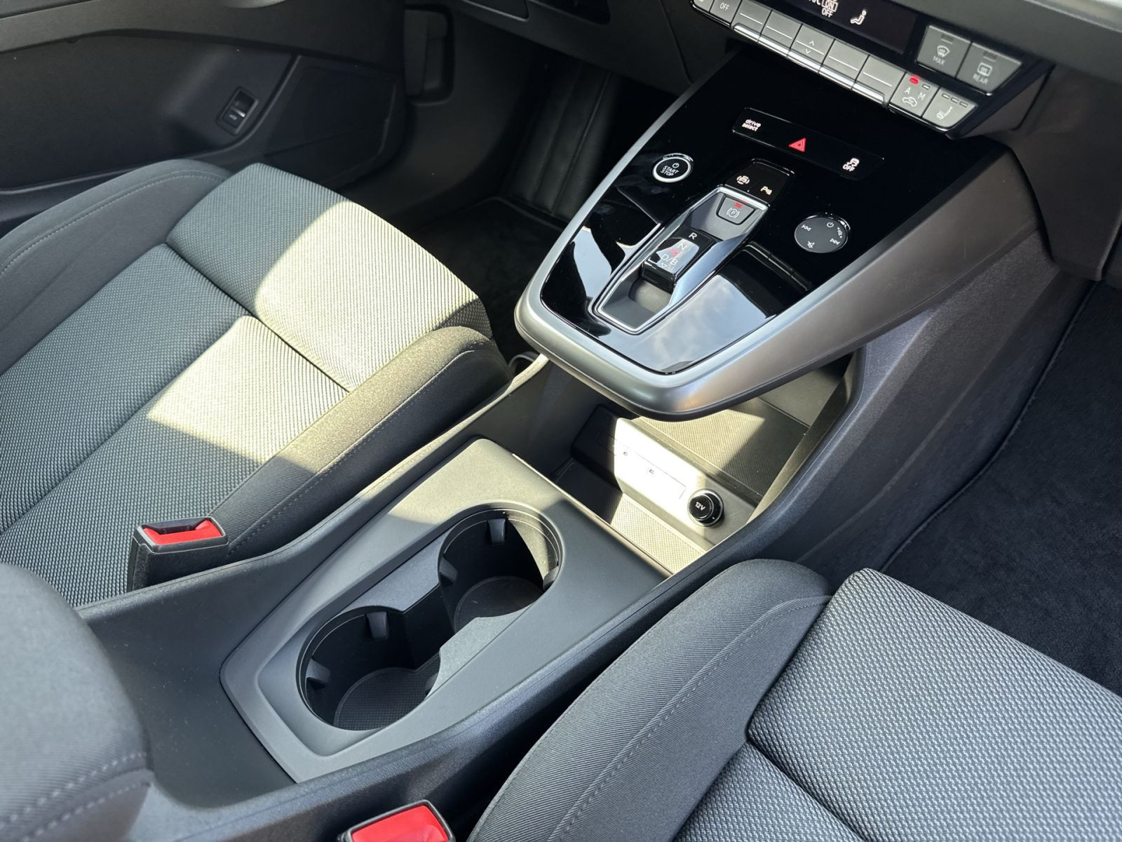 Audi - Q4 Sportback e-tron_23
