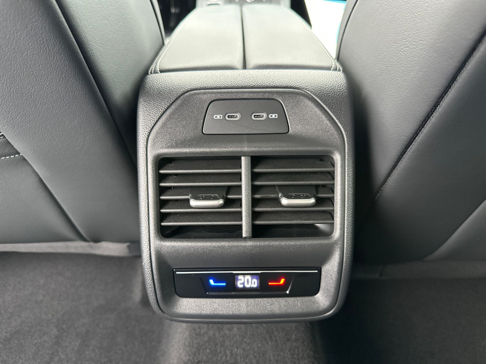 Volkswagen - Passat Variant_20
