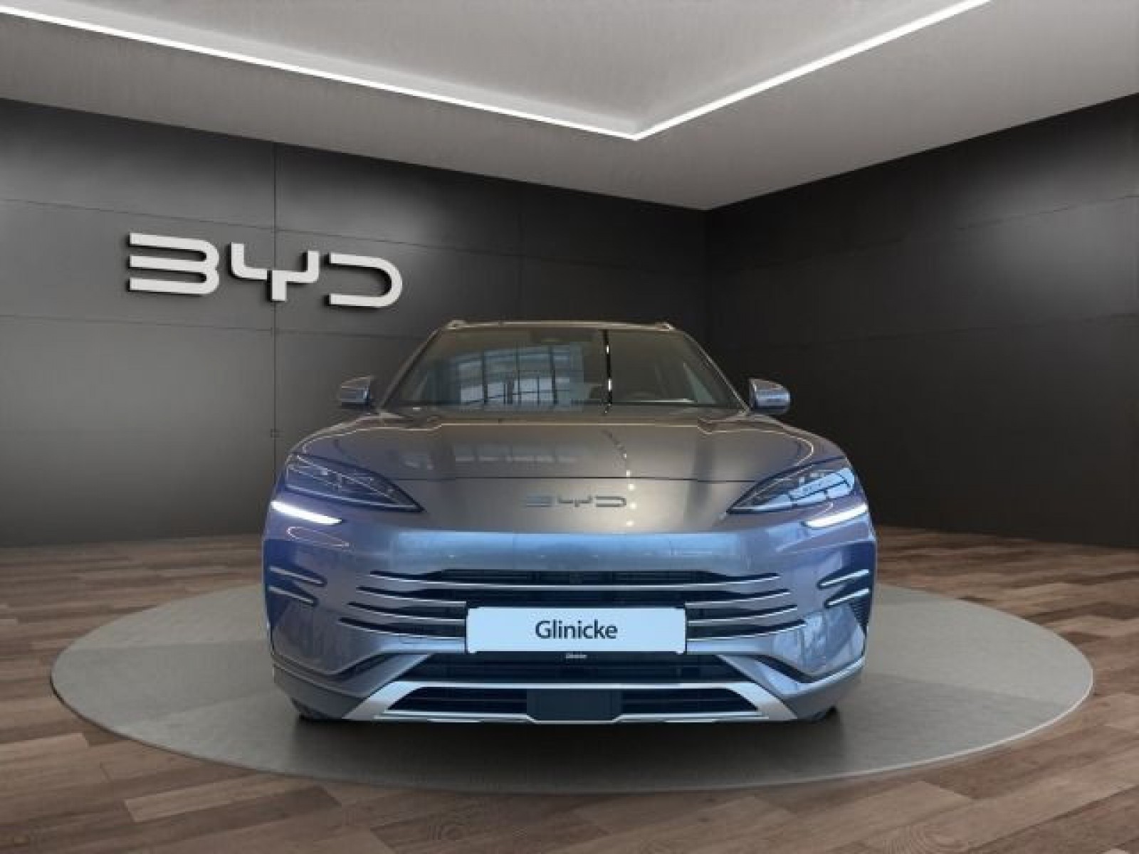 Seal U DM-i Design Plug-In Hybrid 870km PANODACH