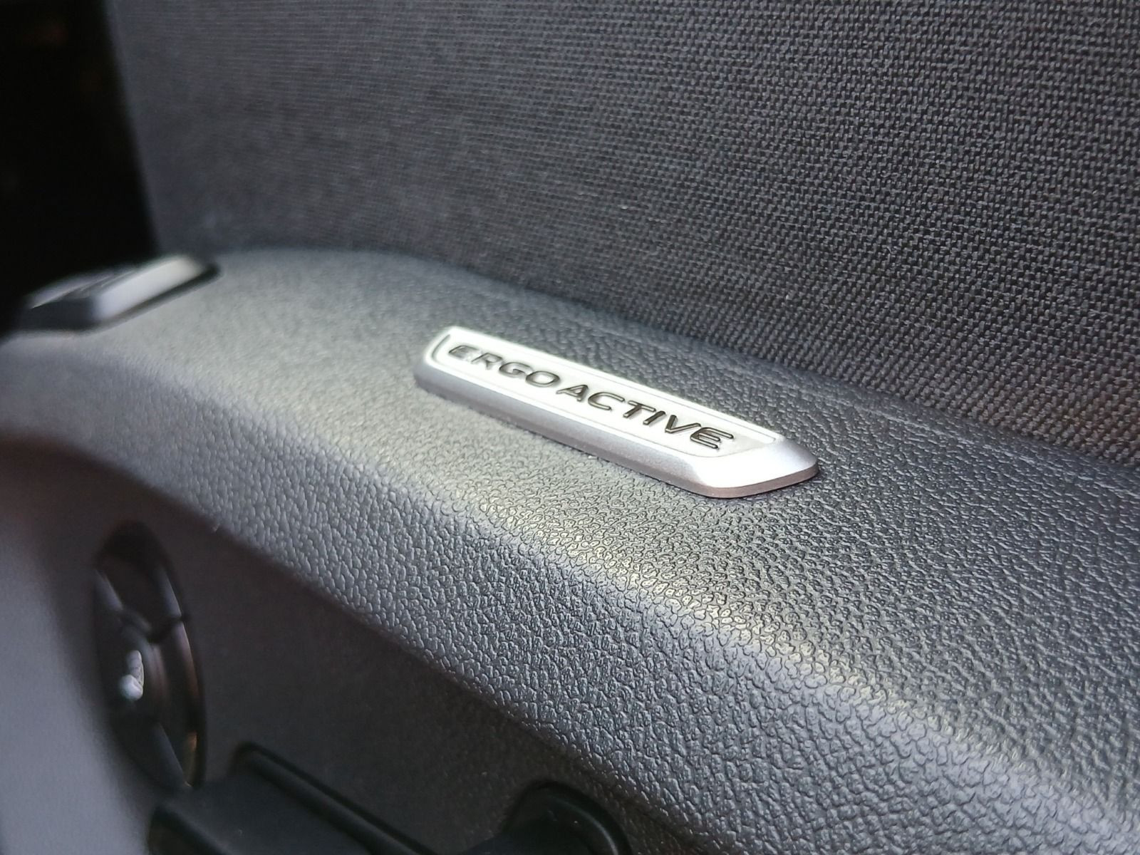 Volkswagen - Tiguan_19
