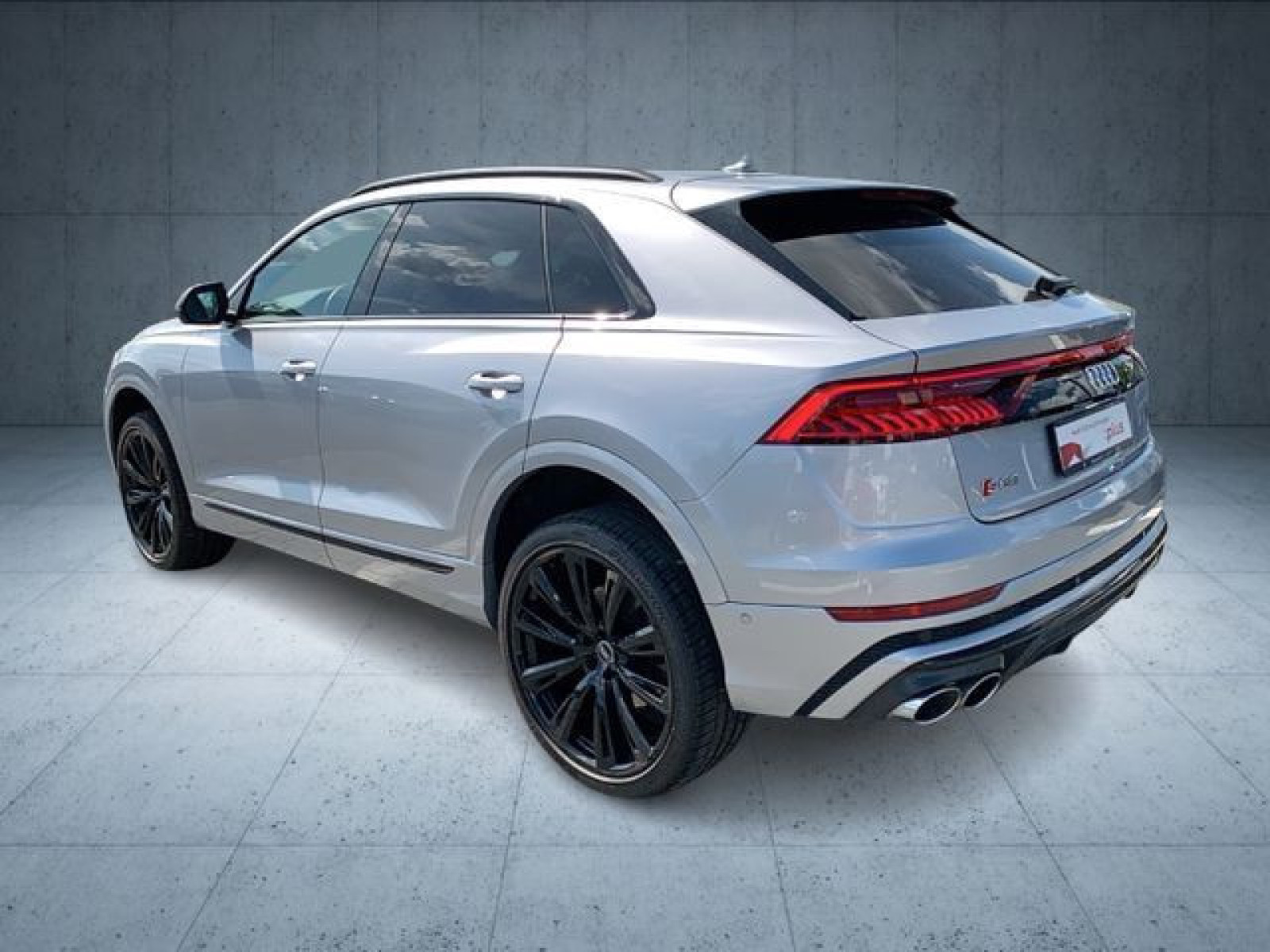 Audi - SQ8_6