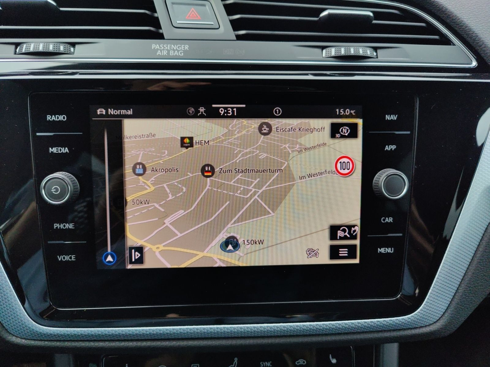 Volkswagen - Touran_21