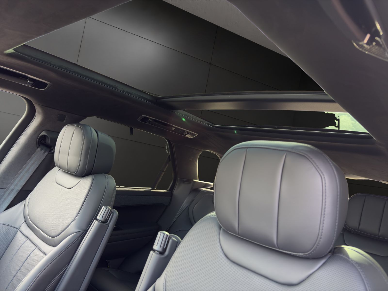 Land Rover - Range Rover Sport_10