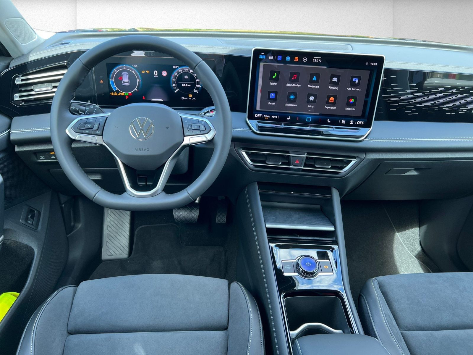 Volkswagen - Tiguan_11