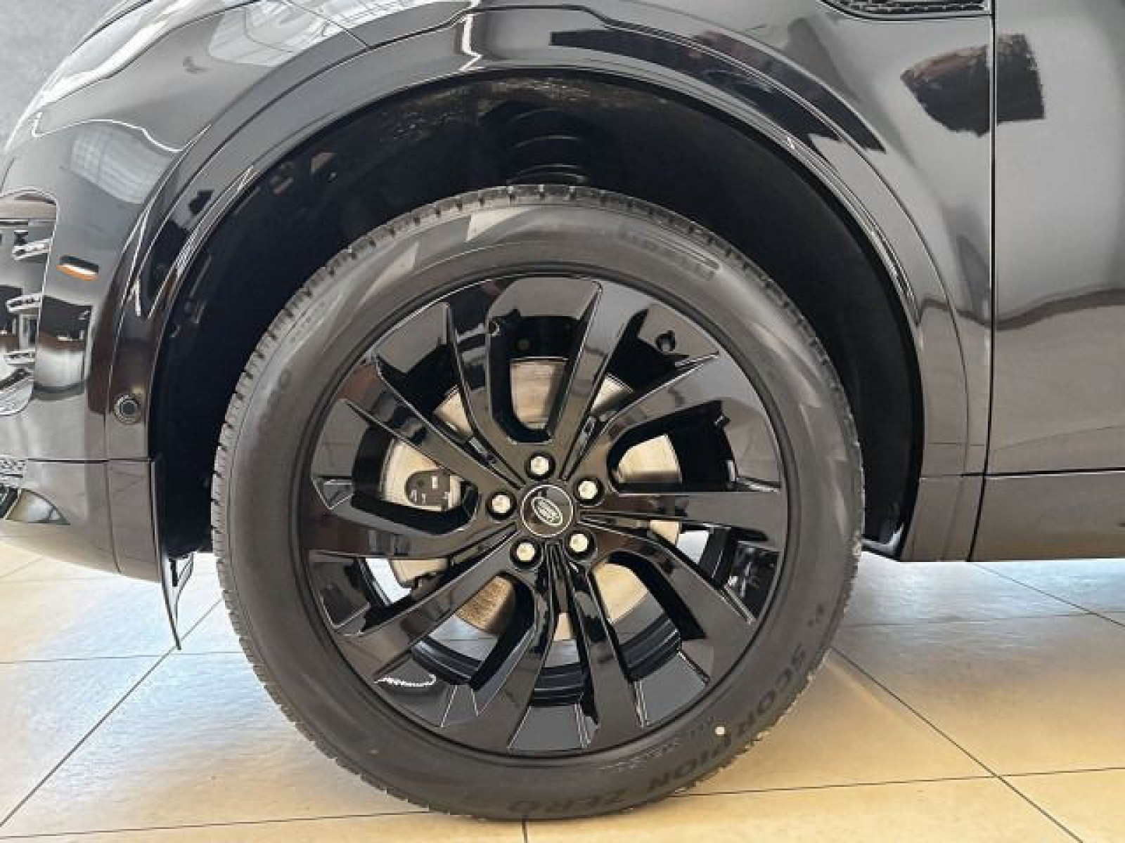 Land Rover - Discovery Sport_9