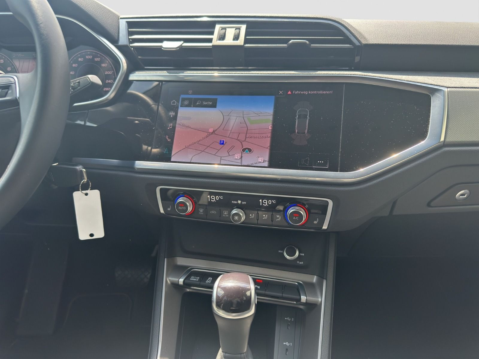 Audi - Q3 Sportback_14