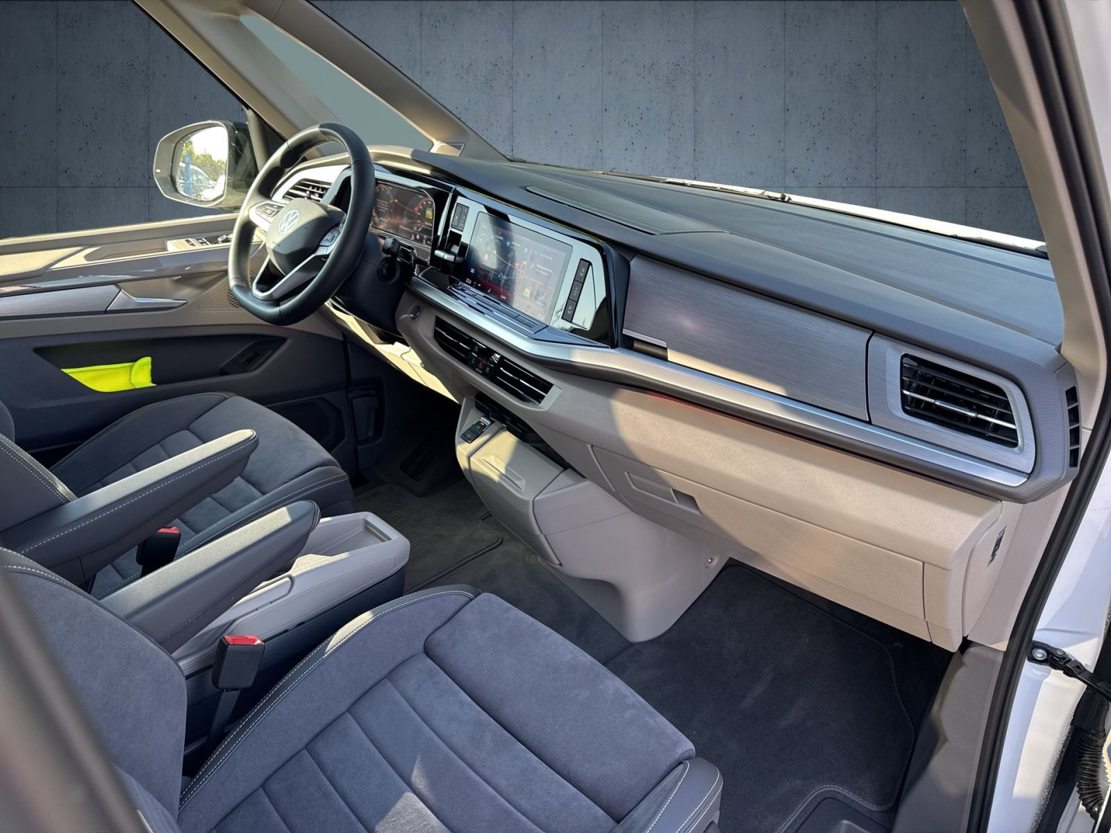 Volkswagen - Multivan_14