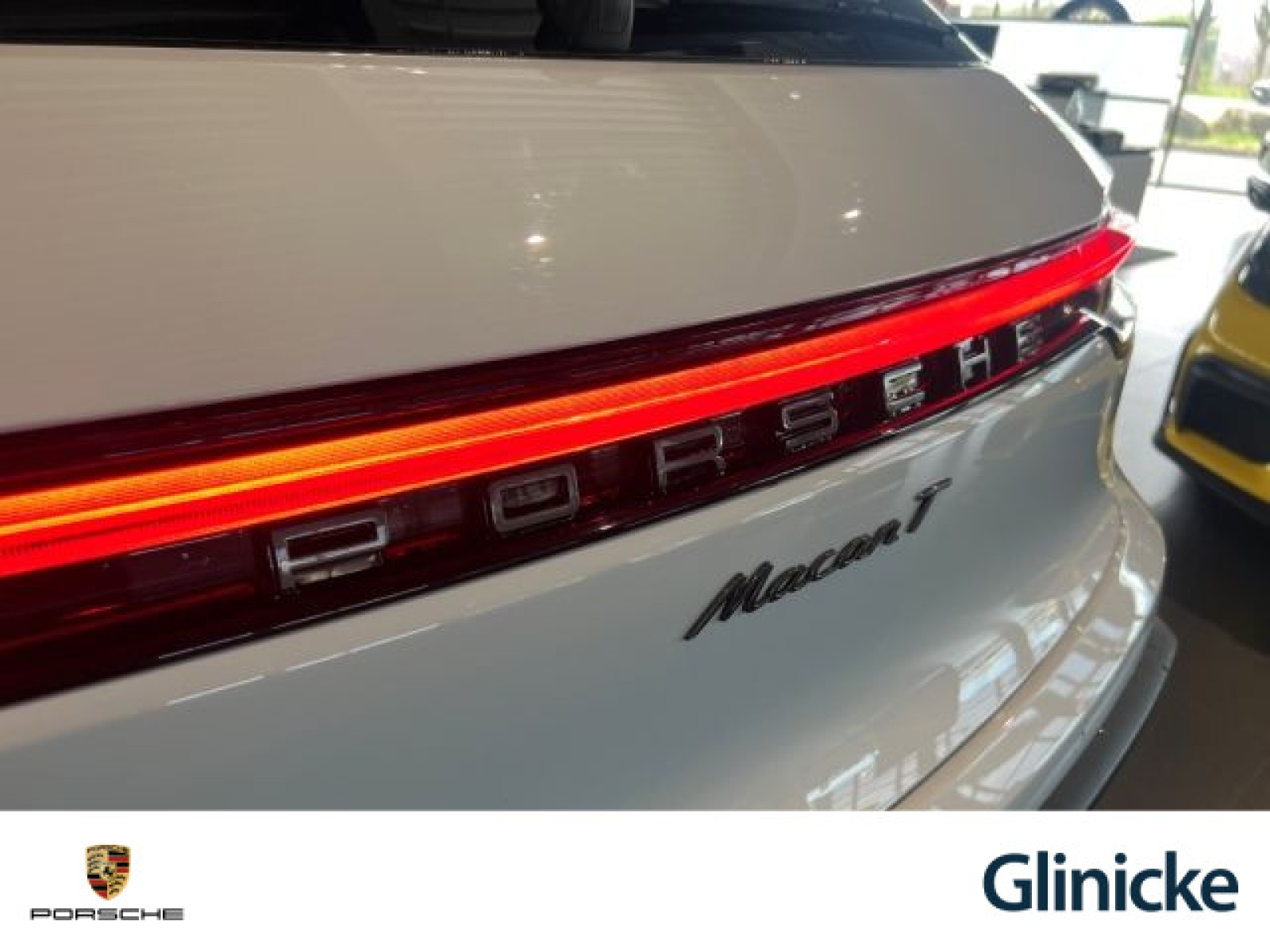 Porsche - Macan_33