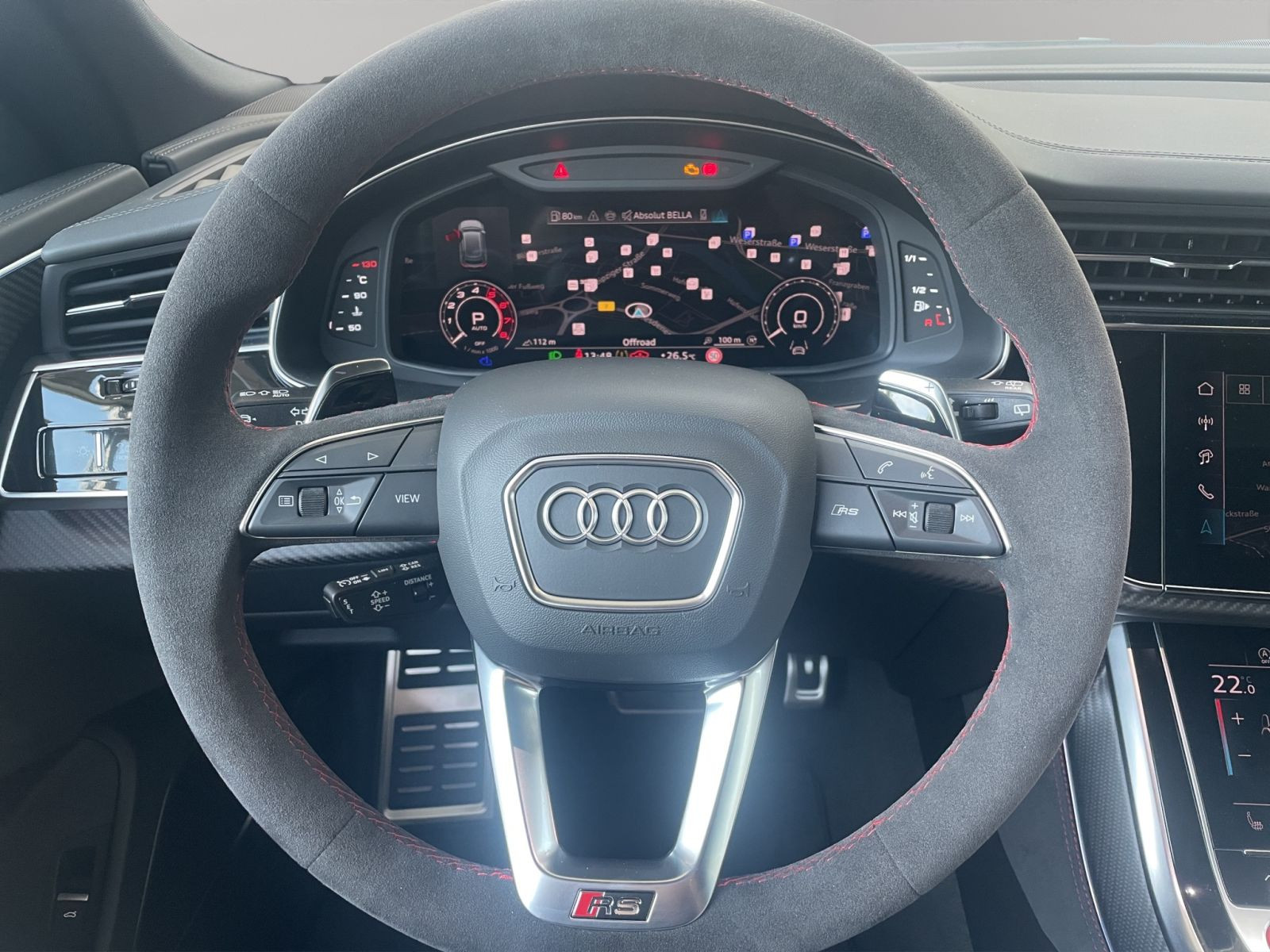 Audi - RS Q8_12