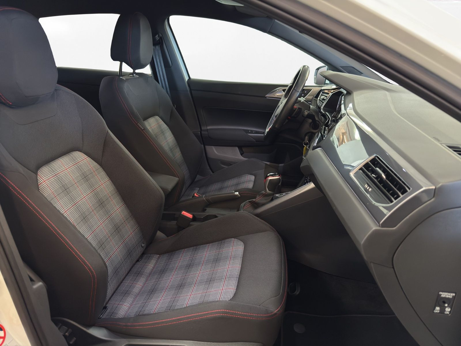 Volkswagen - Polo GTI_18
