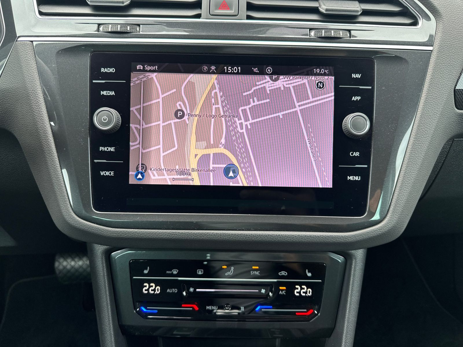 Volkswagen - Tiguan_12