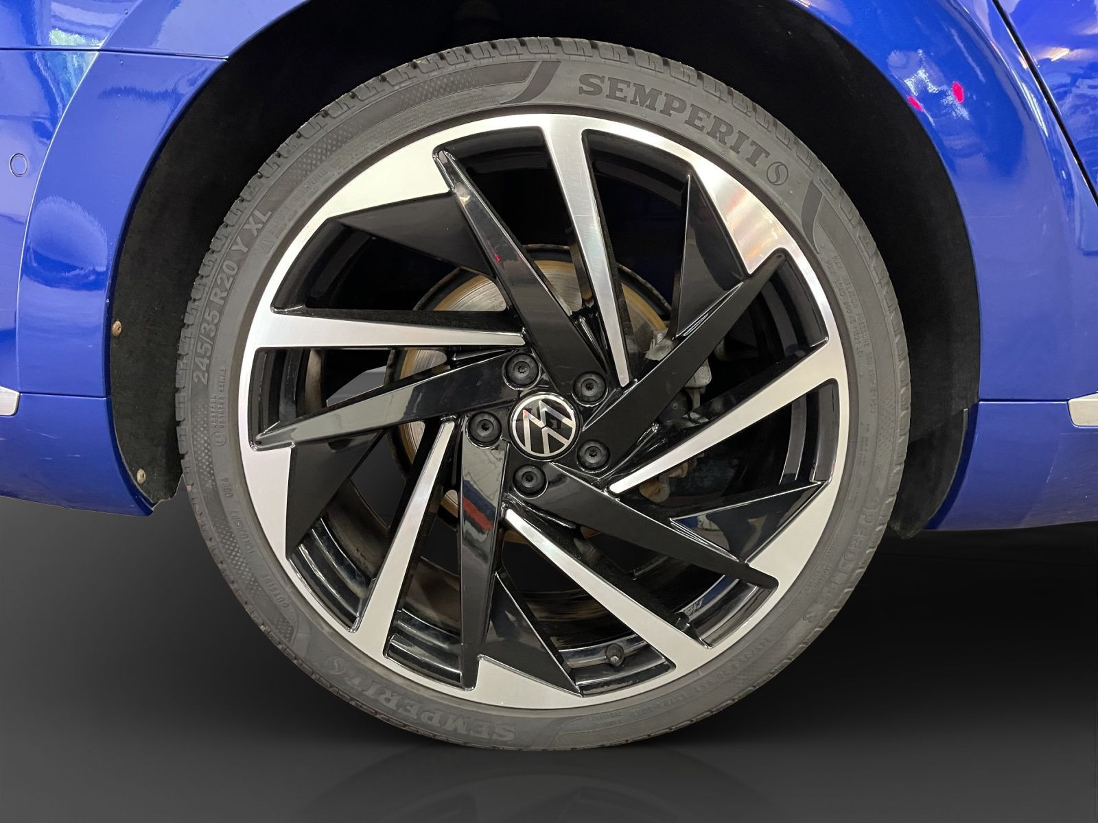 Volkswagen - Arteon_16