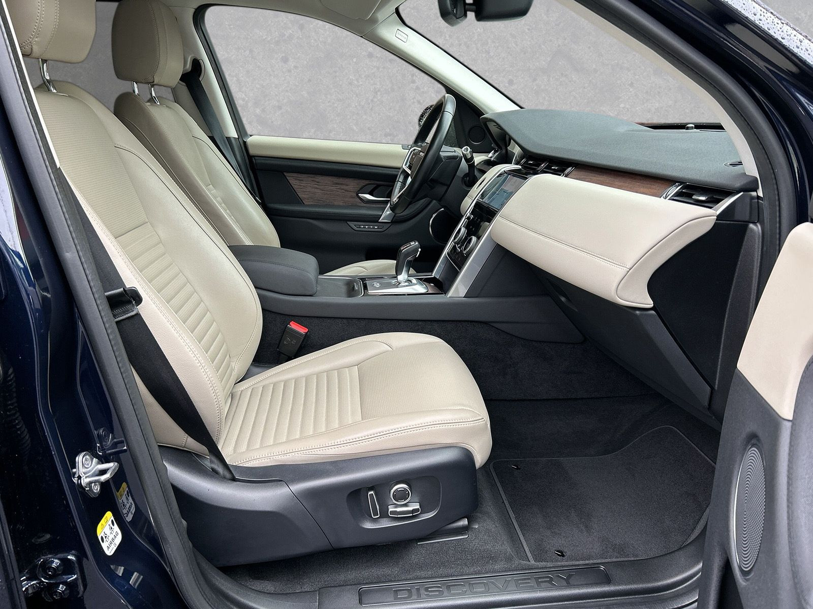 Land Rover - Discovery Sport_3