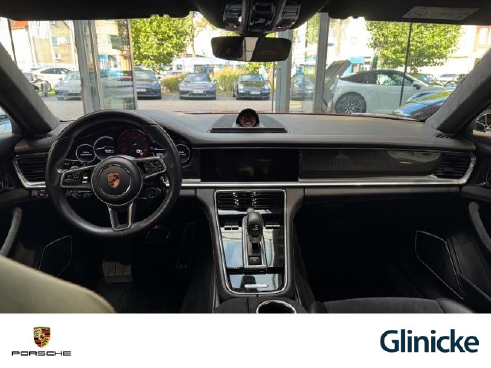 Porsche - Panamera_43