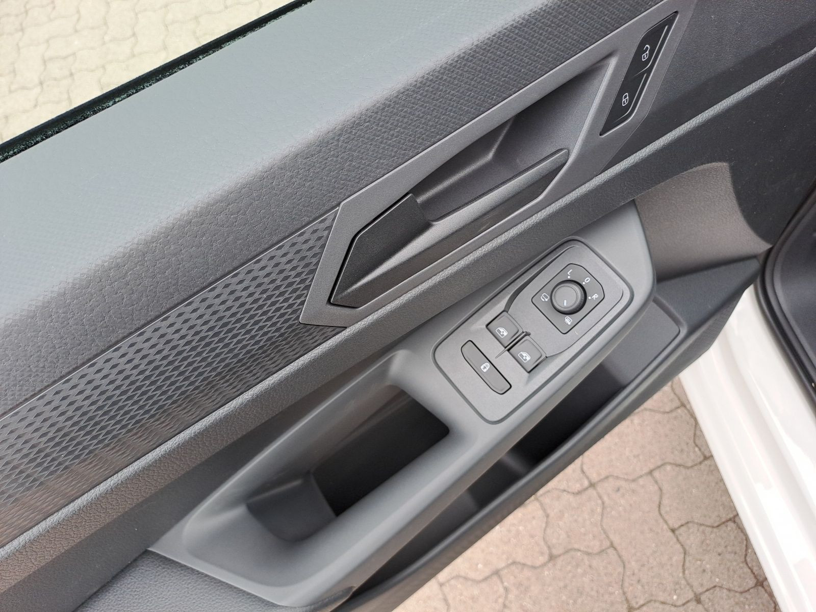 Volkswagen - Caddy_16