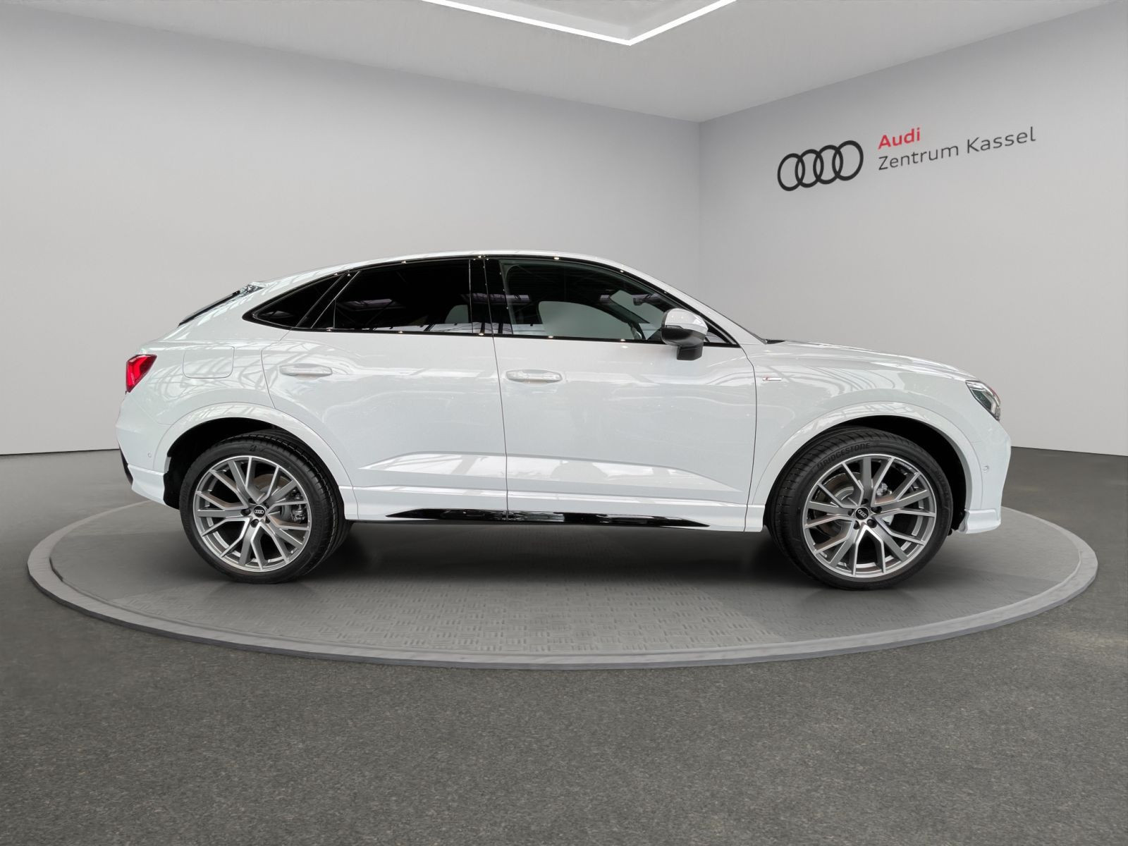Audi - Q3 Sportback_8