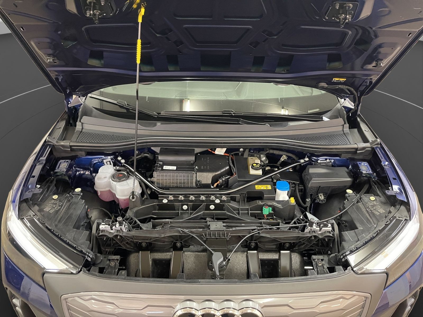 Audi - Q4 e-tron_23