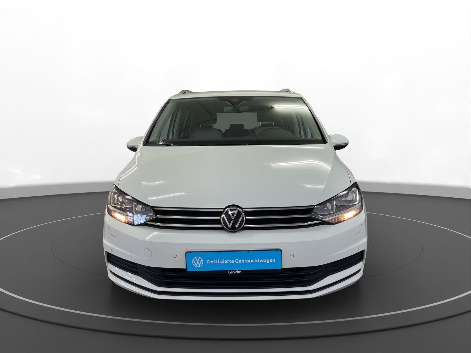 Volkswagen - Touran_4
