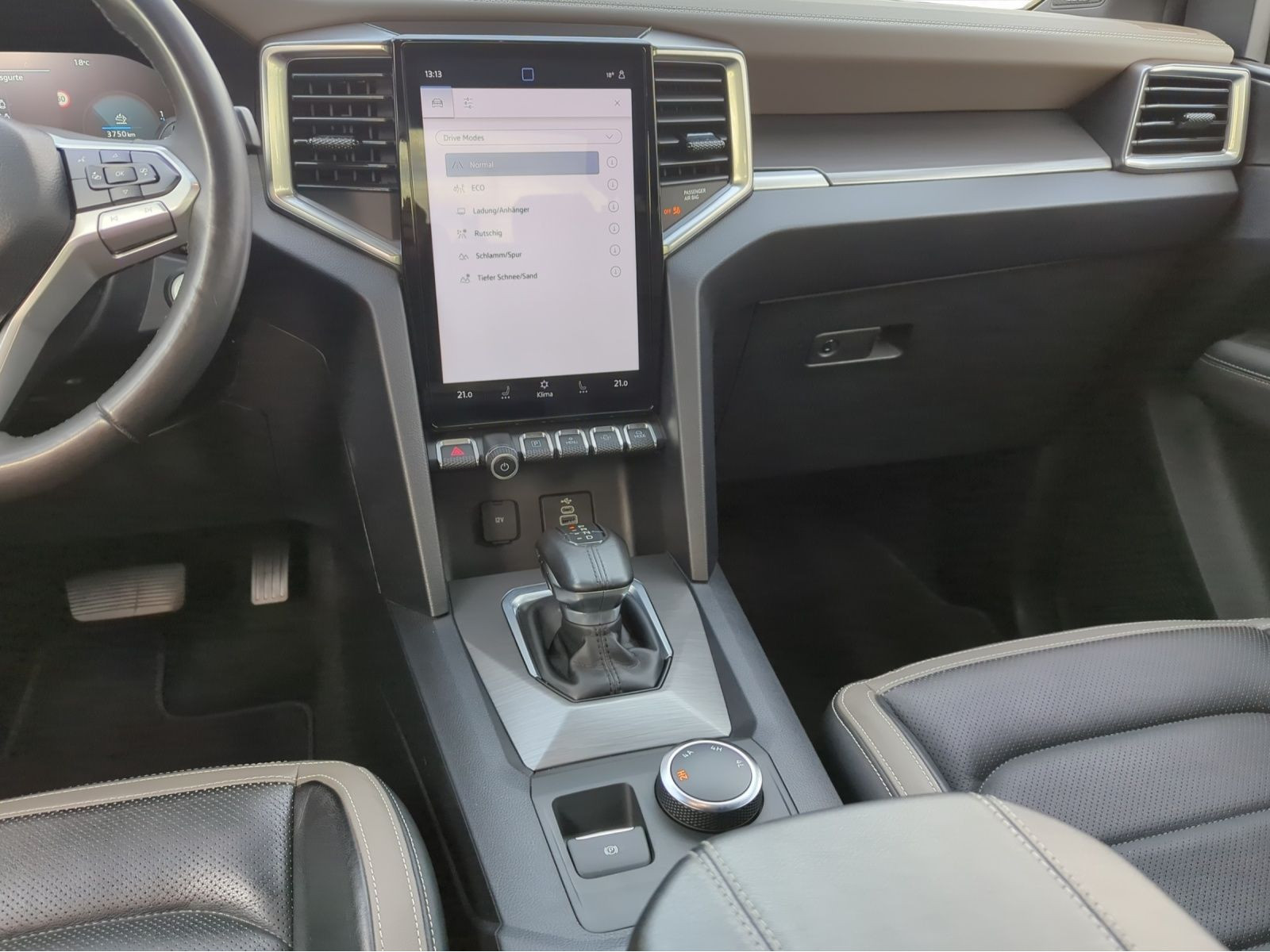 Volkswagen - Amarok_6