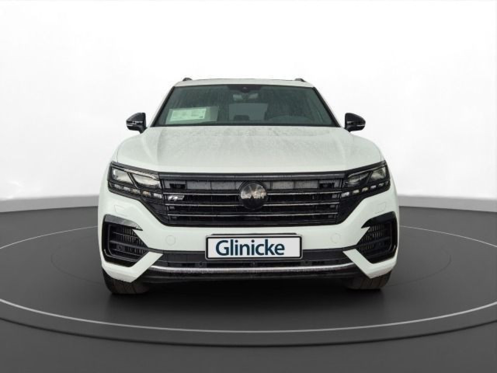 Volkswagen - Touareg_16