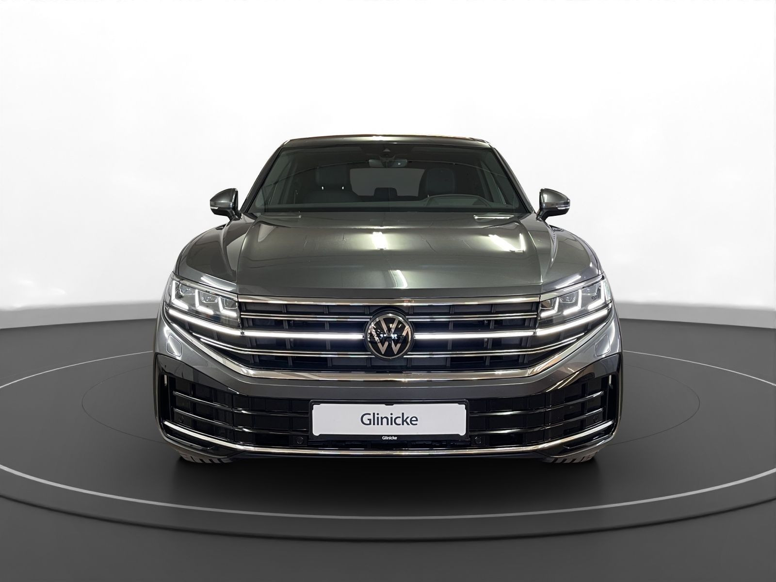 Volkswagen - Touareg_4
