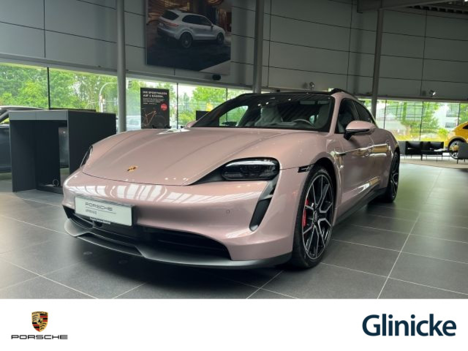 Taycan 4S Sport Turismo Frozenberrymetallic BOSE