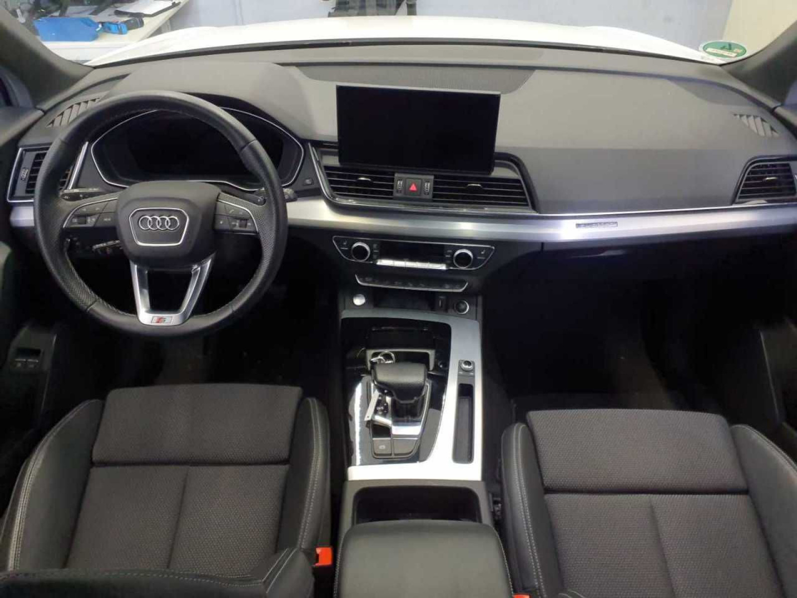 Audi - Q5_4