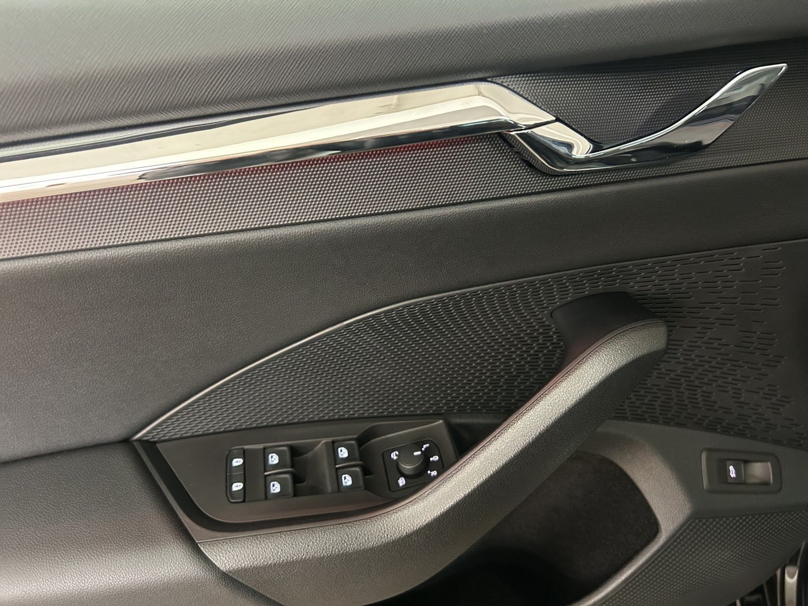 Škoda - Octavia_12