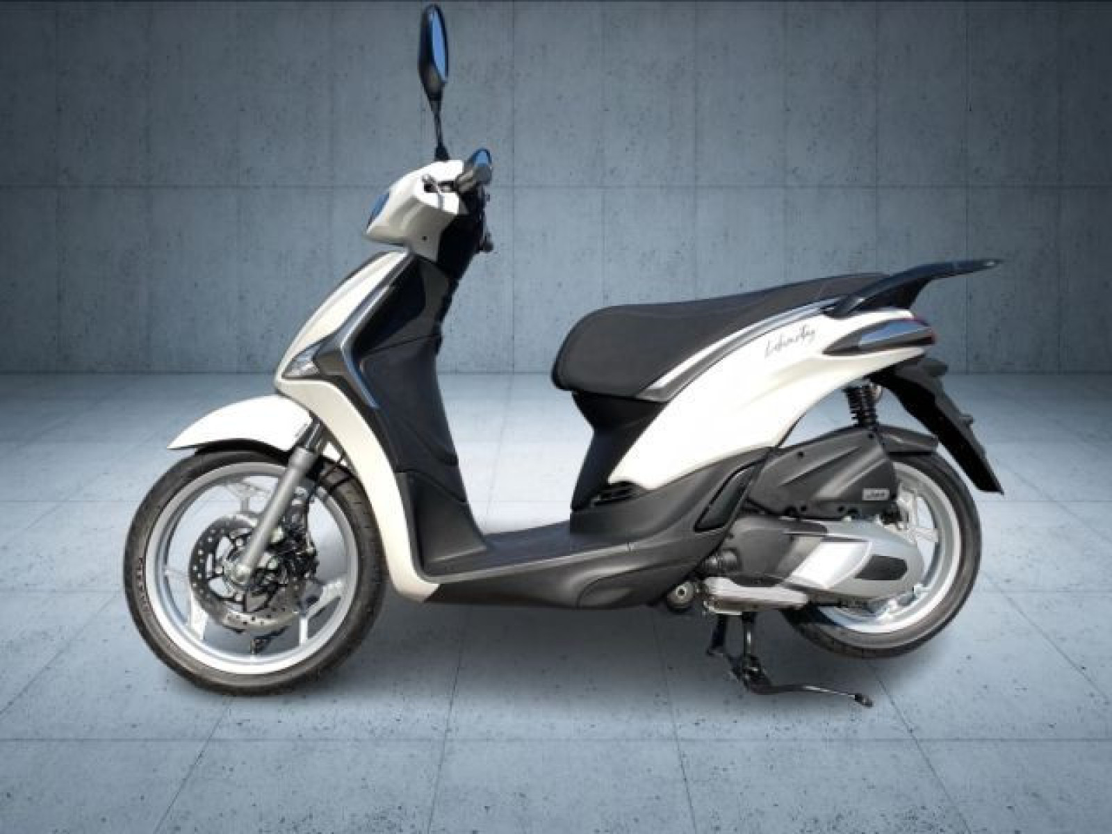 Piaggio - _2