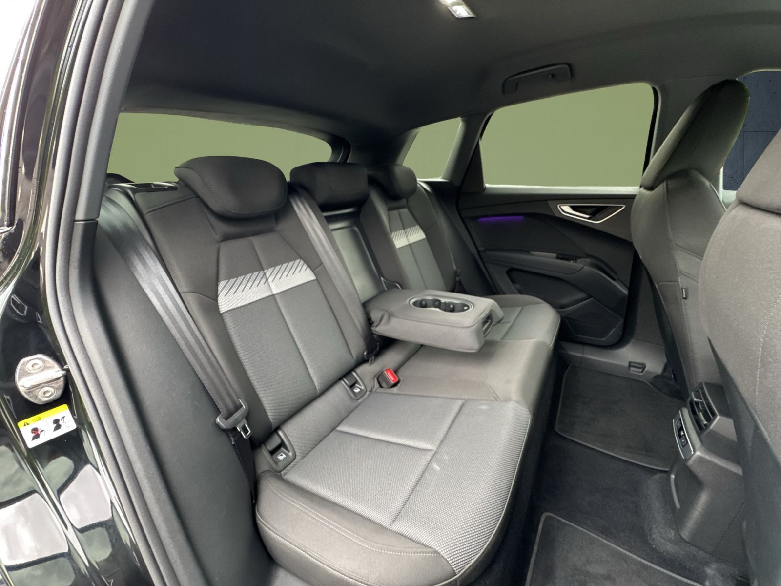 Audi - Q4_19