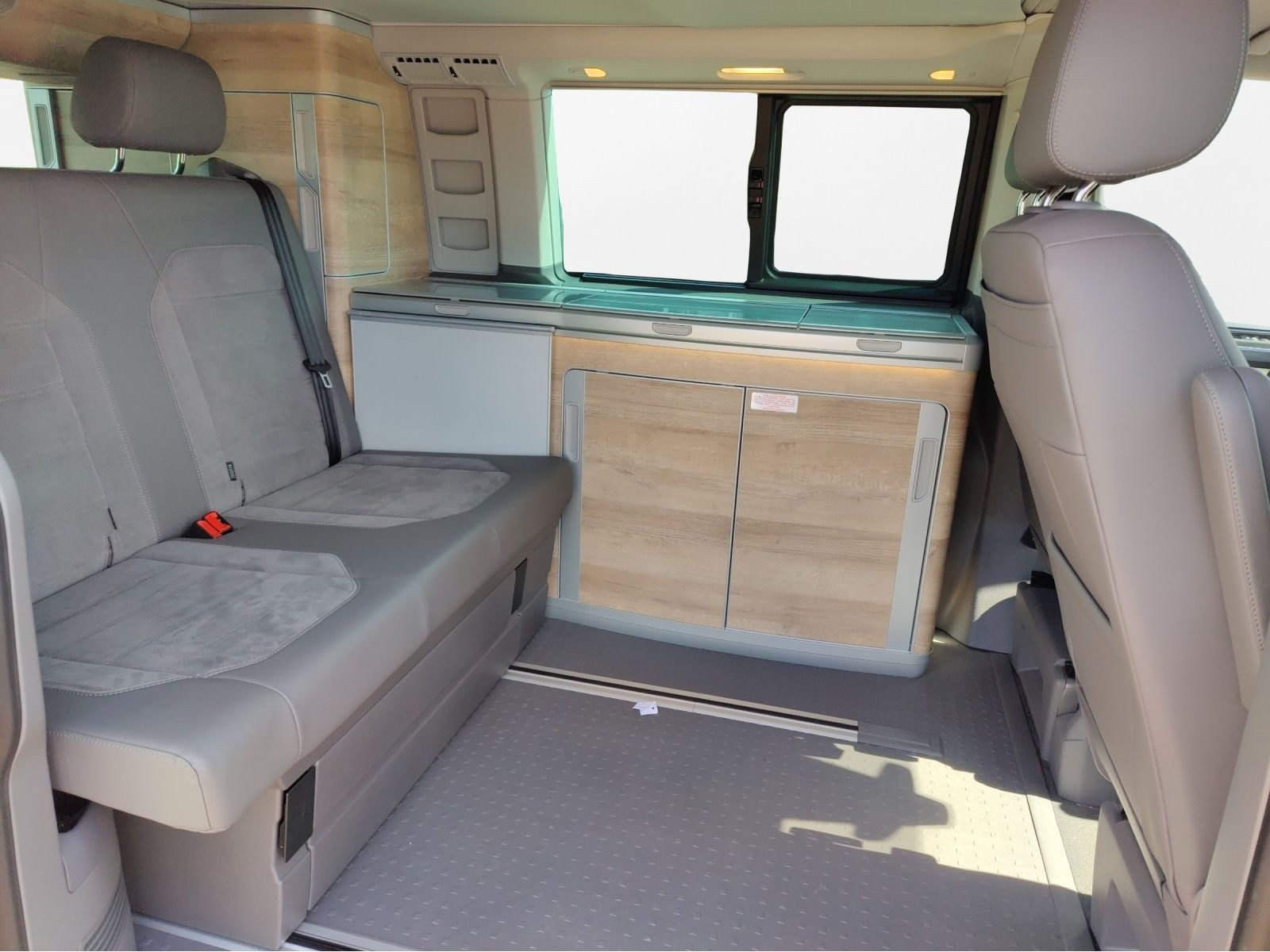Volkswagen - T6.1 California_5