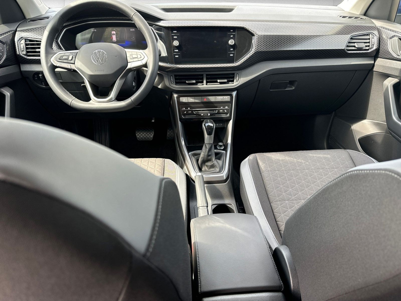 Volkswagen - T-Cross_13