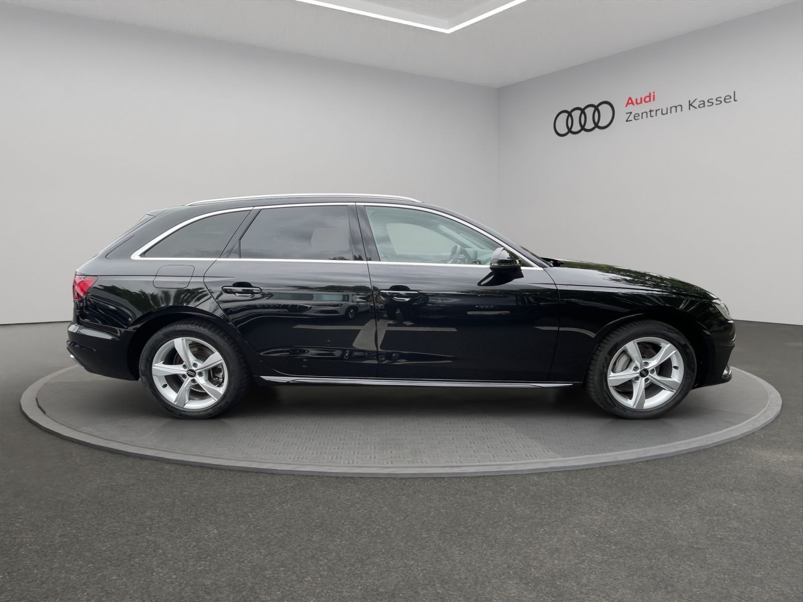 Audi - A4 Avant_8