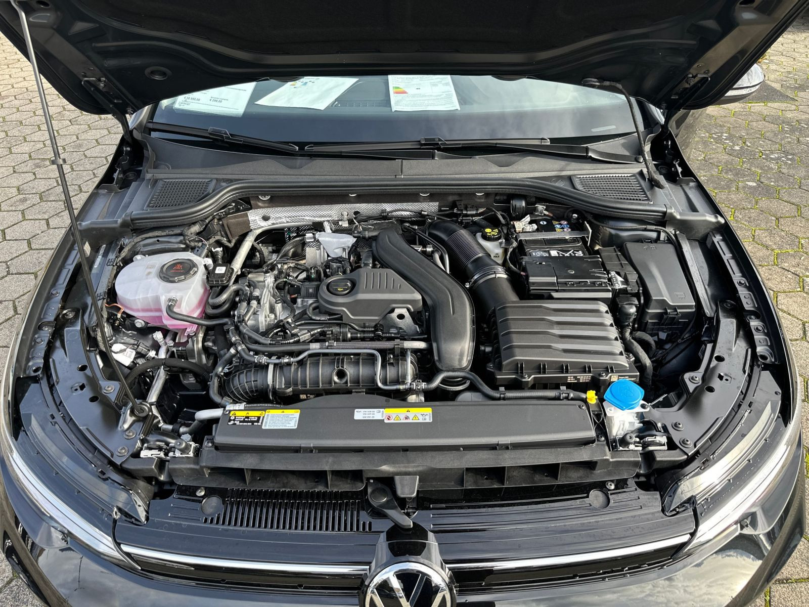 Volkswagen - Golf_22