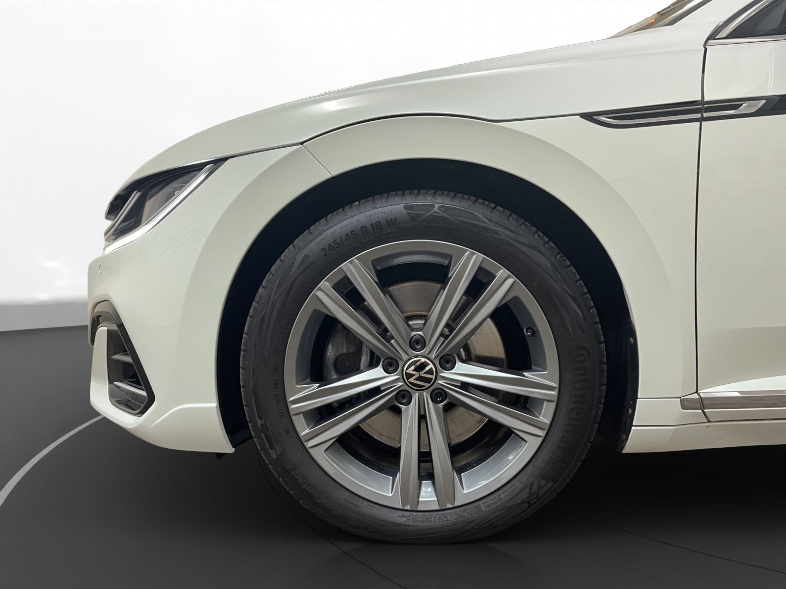 Volkswagen - Arteon_12