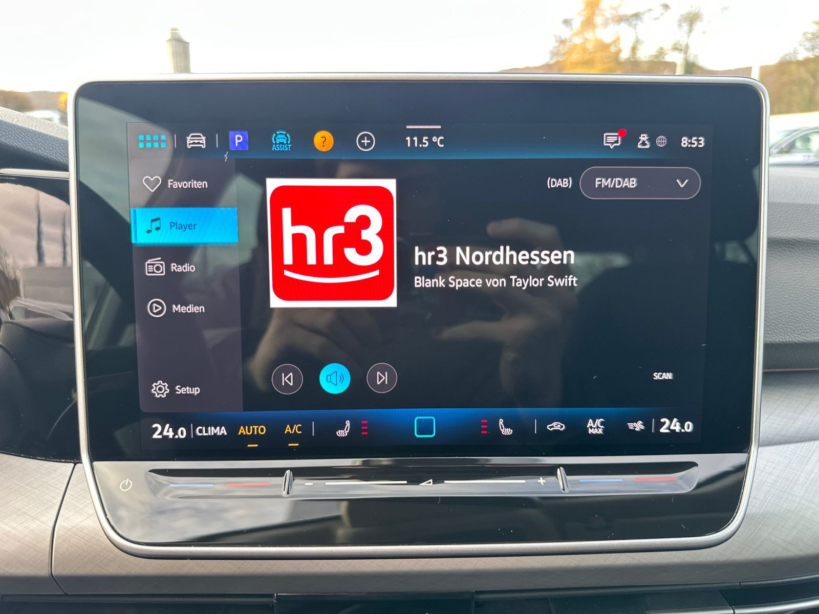 Volkswagen - Golf_12