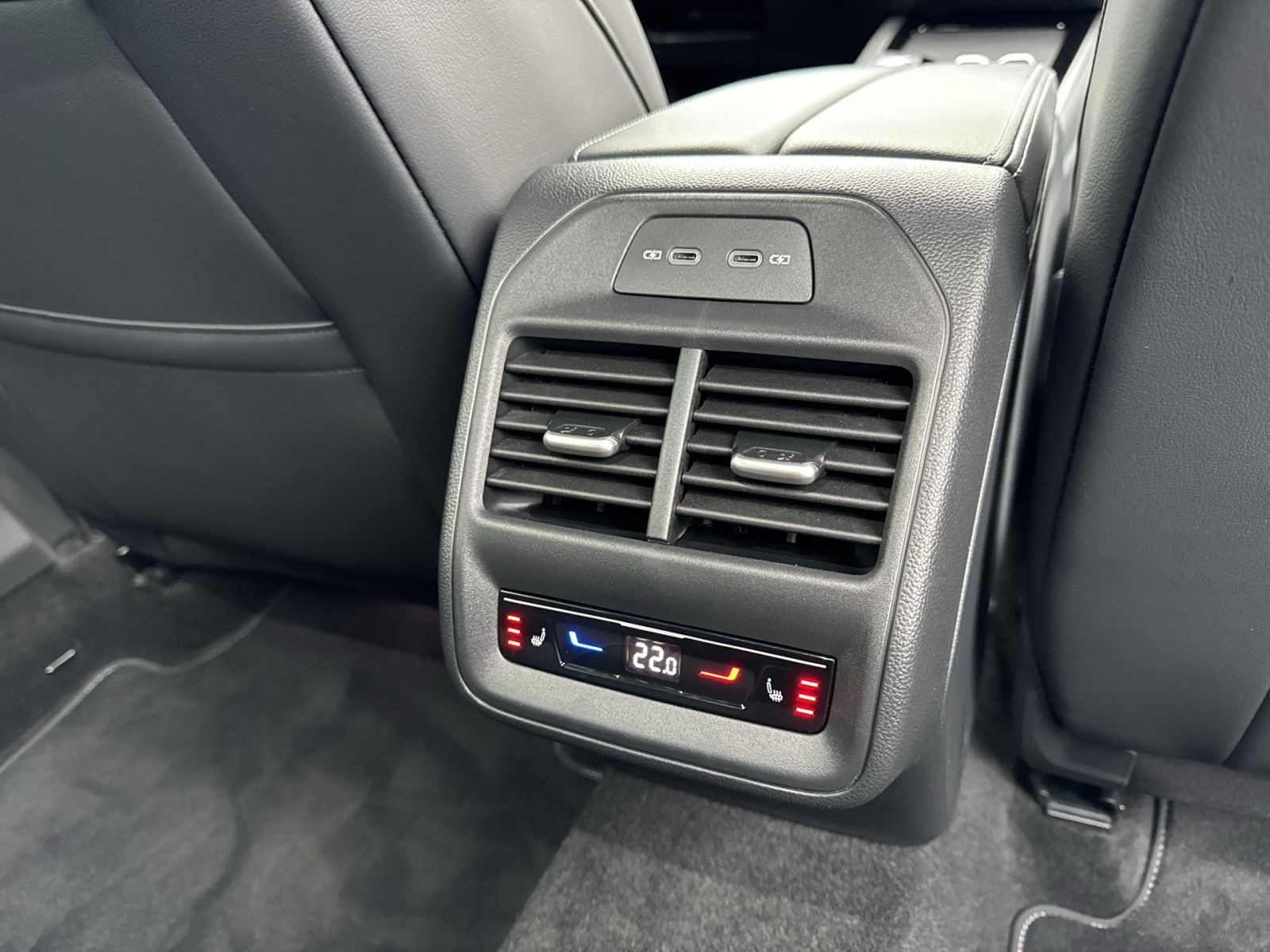 Volkswagen - Passat Variant_19