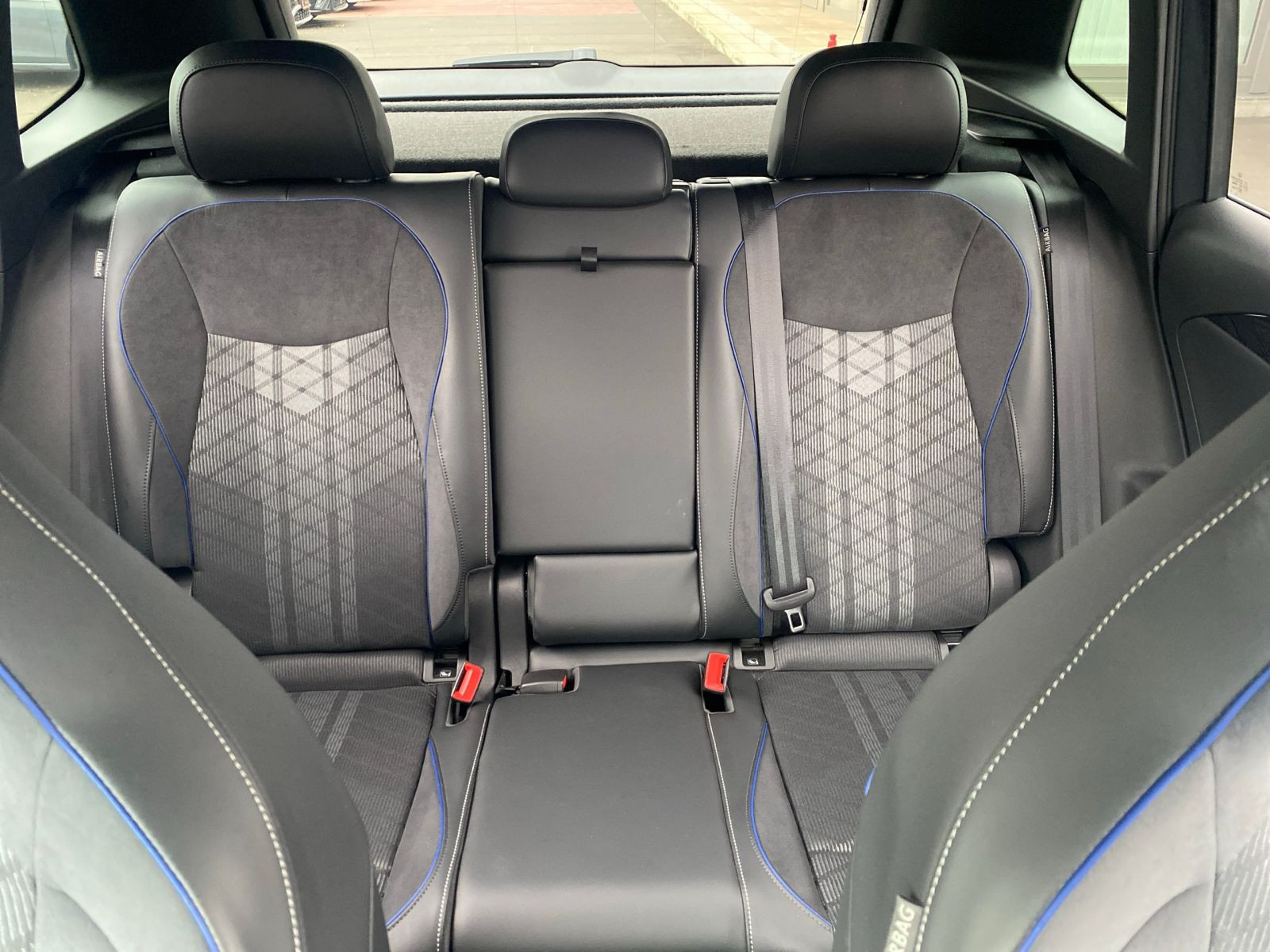 Volkswagen - Tiguan_11