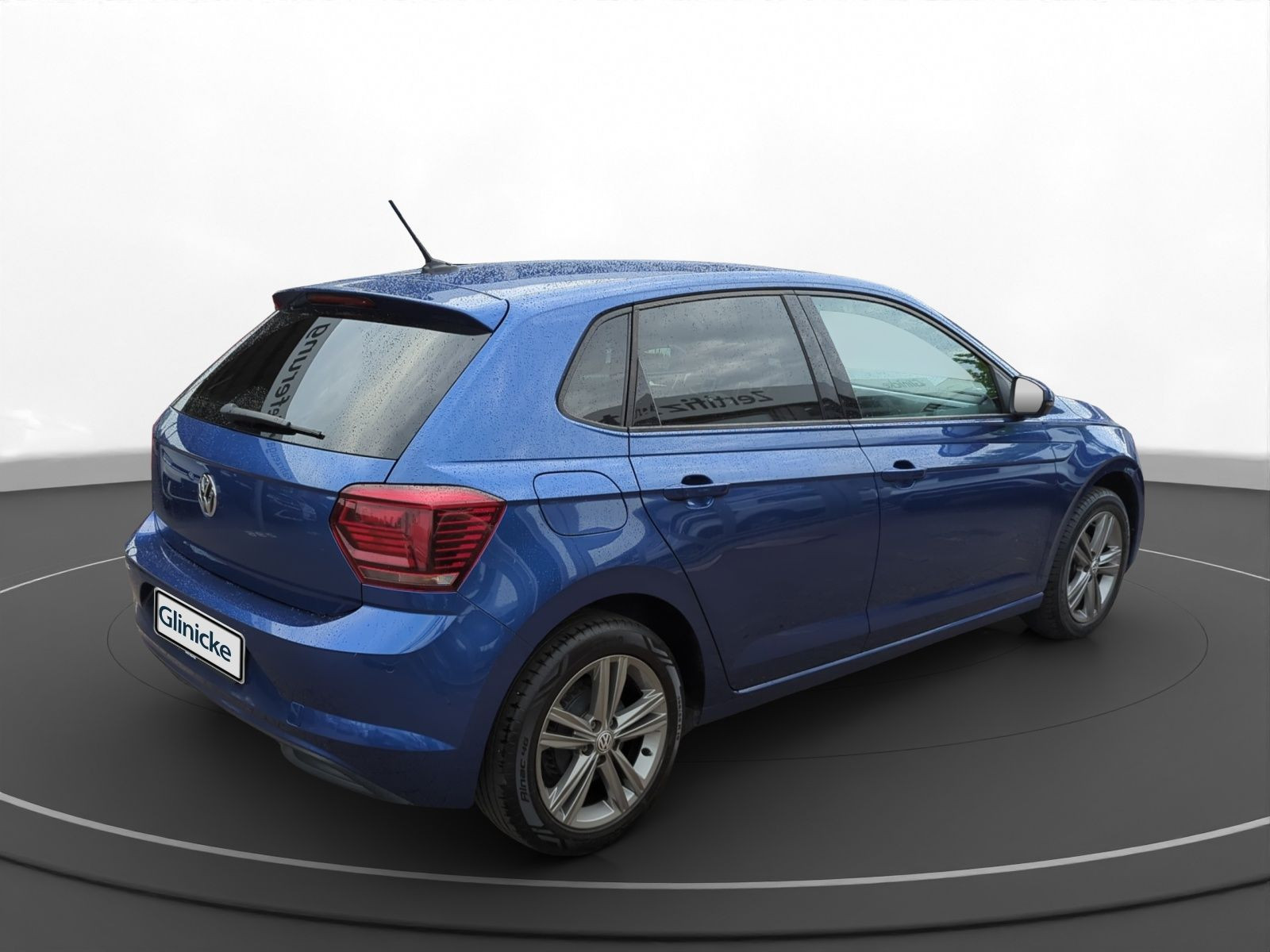Volkswagen - Polo_9