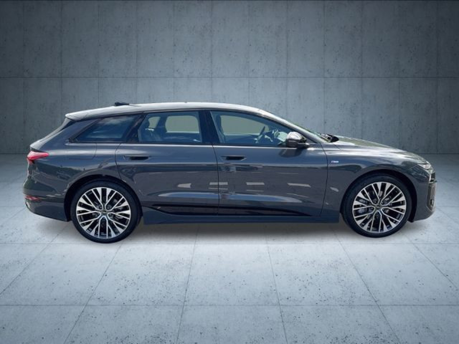 Audi - A6 Avant e-tron_9