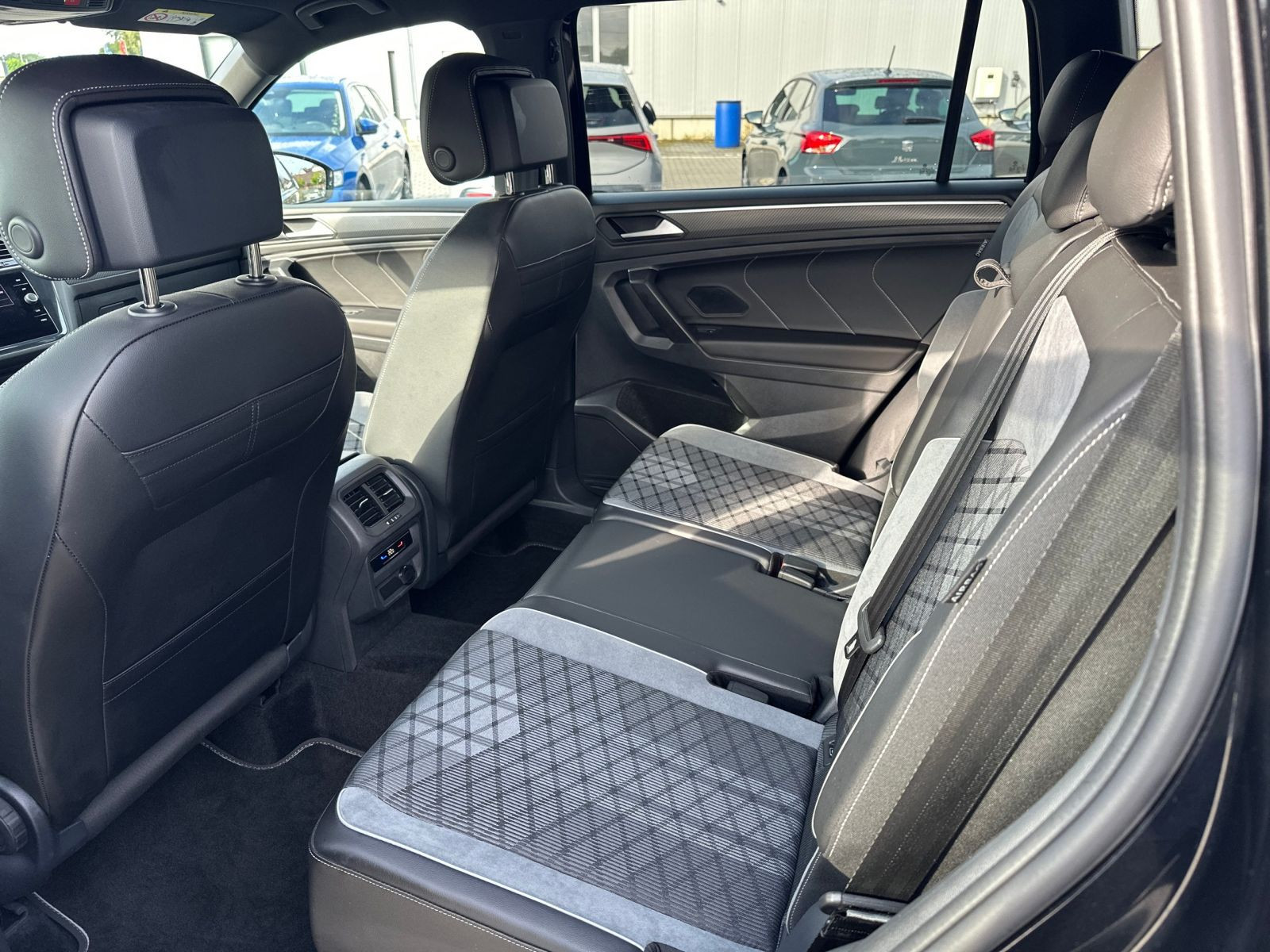 Volkswagen - Tiguan Allspace_14
